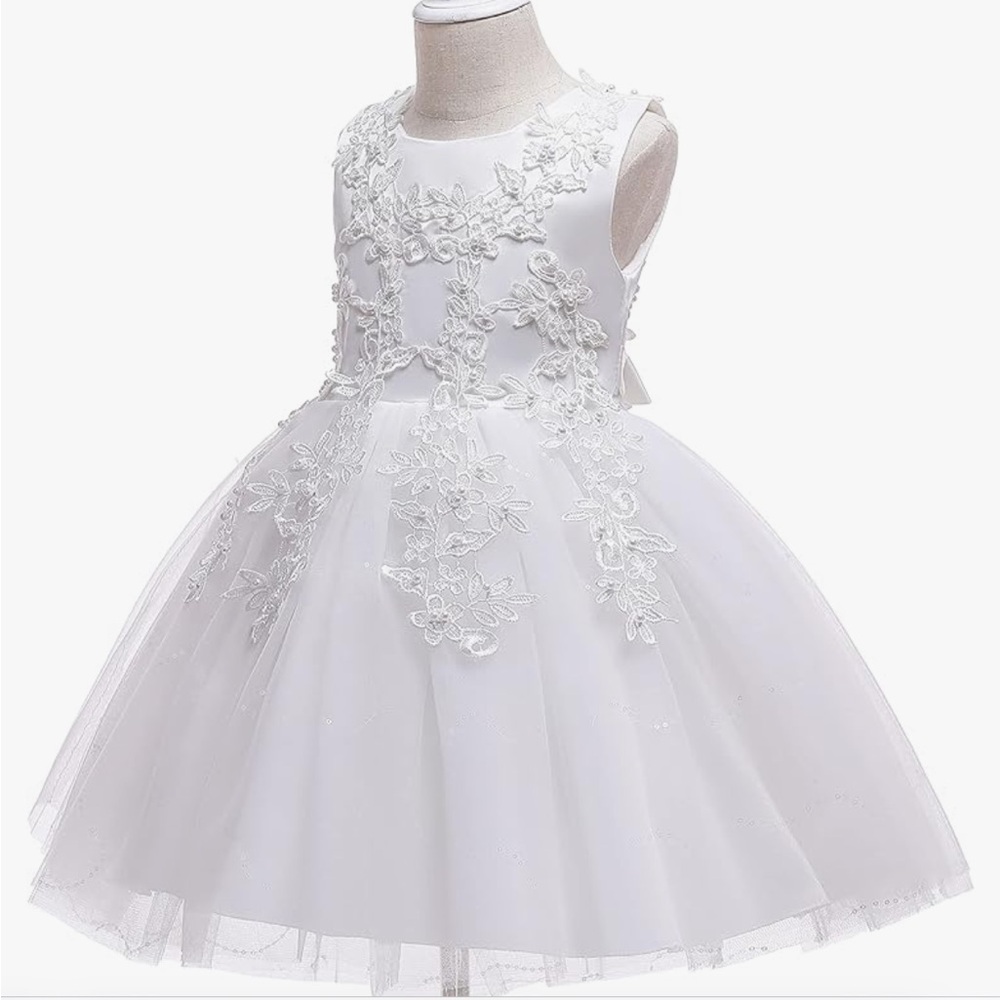 Girls white flower dress or first communion